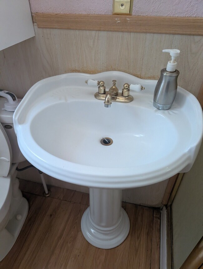 Foto del edificio - 411 W Chipeta Ave