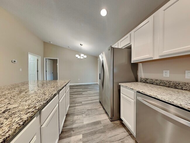 Foto del edificio - 8547 N Tiny Lily Dr