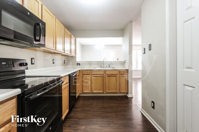 Building Photo - 2733 Redland Ln
