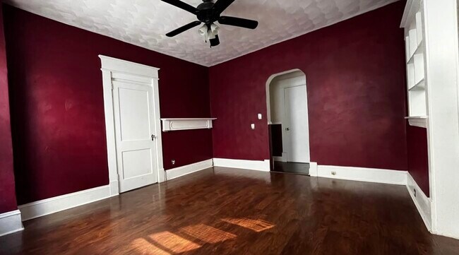 Foto del edificio - 857 Marshall Ave SW