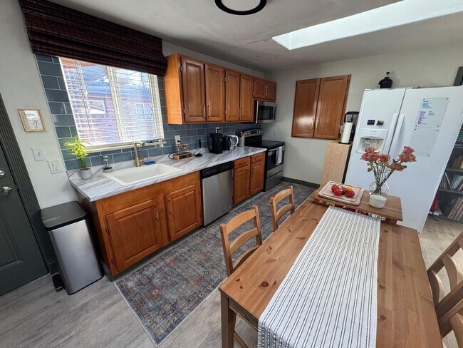 Foto del edificio - Spacious + Private 2BR/1BA in the Beautiful Golden, CO! Secluded AND Conveniently Located