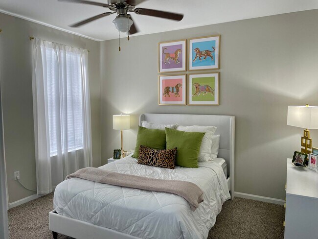 Foto del edificio - 707 Ironwood Ln