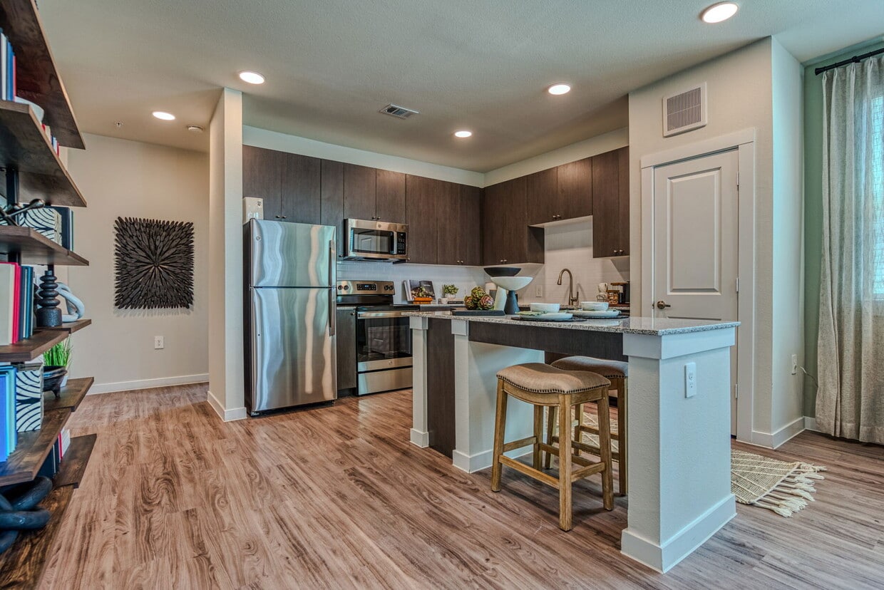 Foto principal - 5901 Co Rd 277