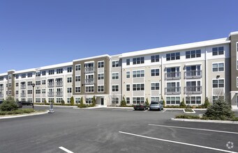 The Landing at Vinnin Square photo'