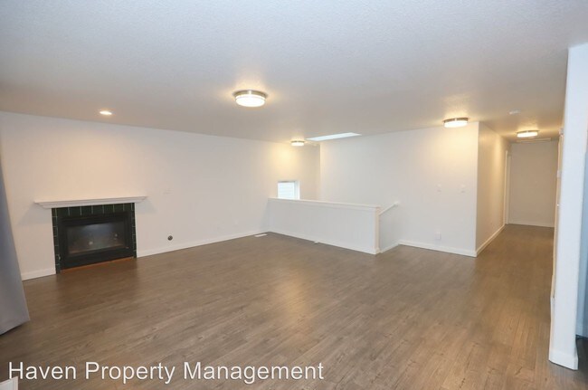 Building Photo - 5 br, 3 bath House - 120 Hardie Ave SW