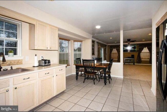 Building Photo - 14 Wood Thrush Ave