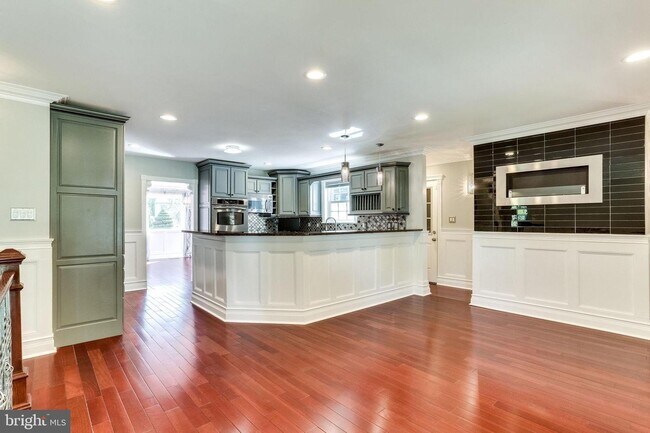 Foto del edificio - 913 Wrigley Pl