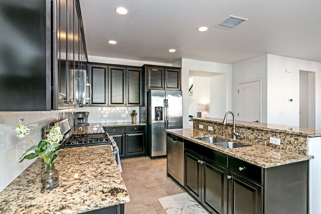 Building Photo - Fully Furnished Damonte Ranch Gem Includes Utilities