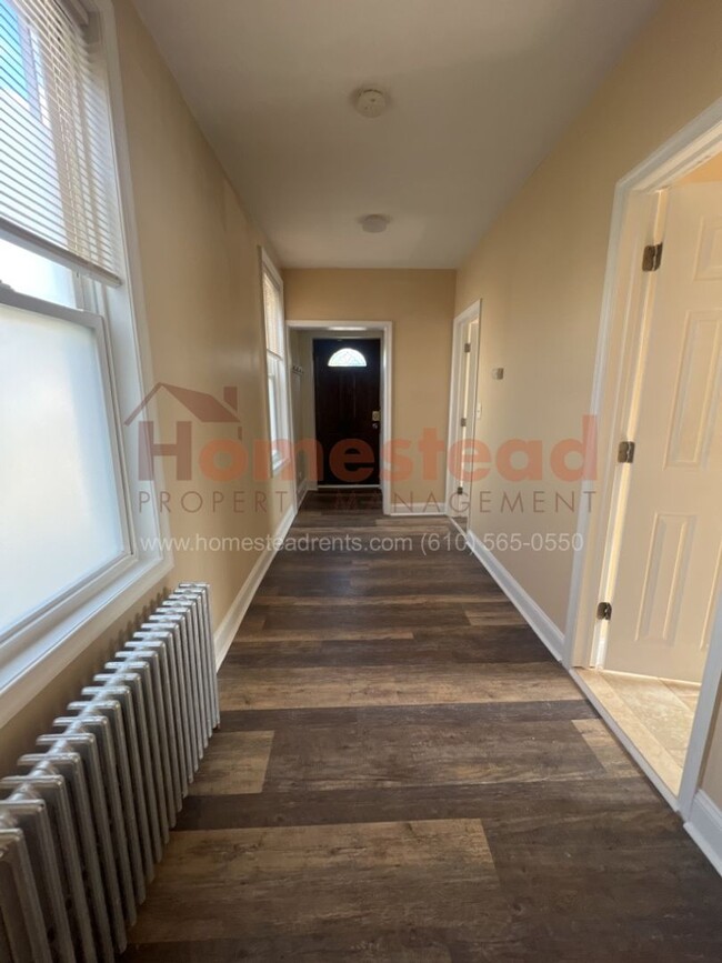 Foto del edificio - 317 Felton Ave