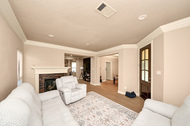 Foto del edificio - 14454 Summerleaf Ln