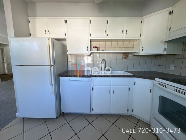 Photo - 3650 S Lincoln St Apartment