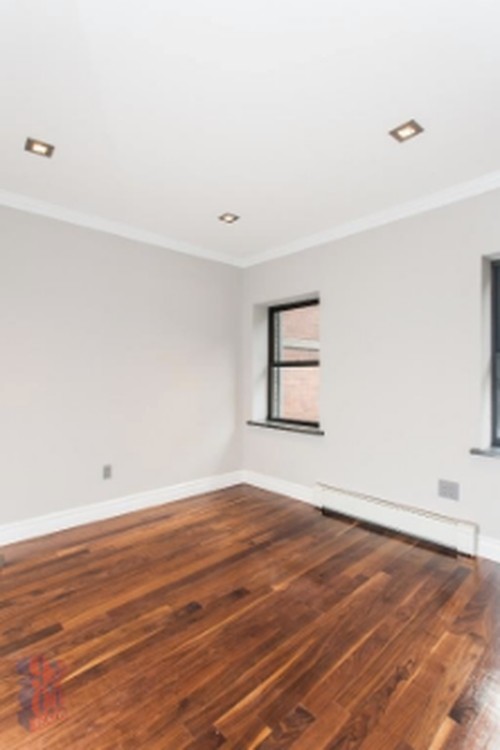 Primary Photo - 434 E 13th St