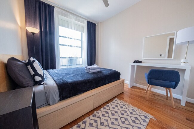 Foto del edificio - 230 W 113th St