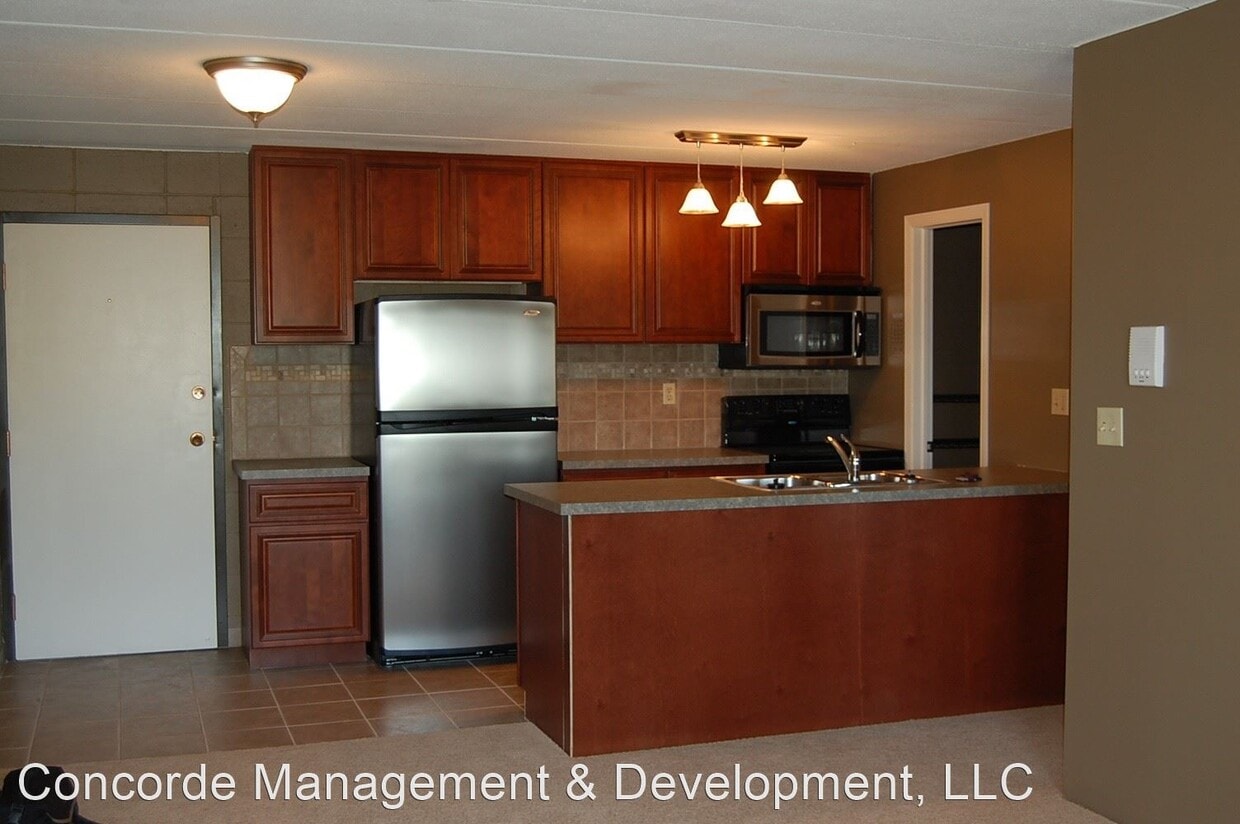 Primary Photo - 1660 G St