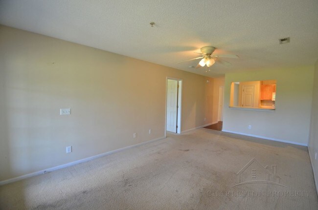 Foto del edificio - Two Bedroom Apartment In Moncks Corner