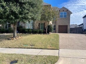 Building Photo - 8705 Verona Dr