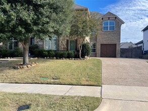 Building Photo - 8705 Verona Dr