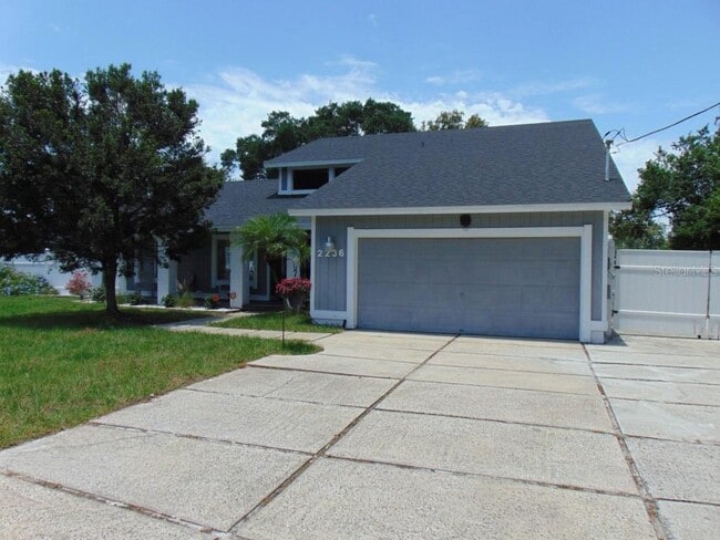 Building Photo - 2236 Curlew Rd