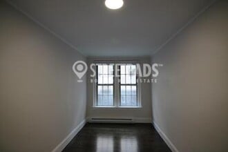 Building Photo - 38 Clearway St