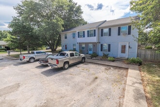 Building Photo - 1655 W Amos Dr