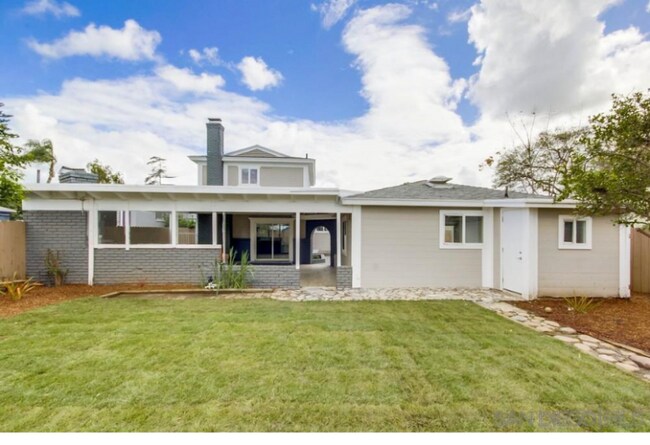 Building Photo - 7514 Cuyamaca Ave