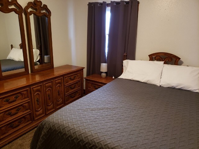 Building Photo - 21 5th Ave NW