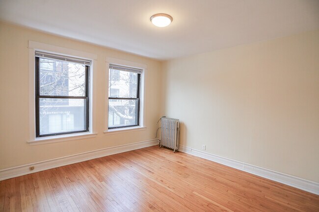 Foto del edificio - 3805 N Lincoln Ave
