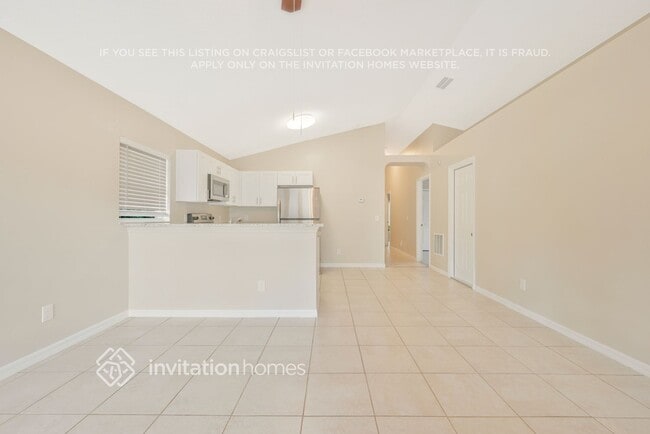 Building Photo - 6561 Redwood Oaks Dr