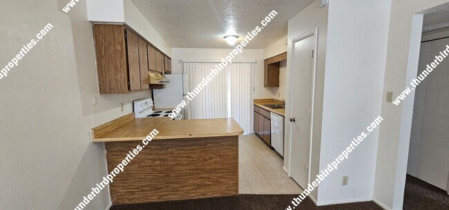 Foto del edificio - 1117 Louisiana Blvd SE