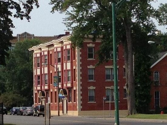 Building Photo - 294 S Elmwood Ave