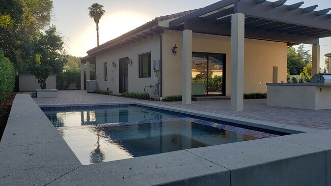 Foto del edificio - 23042 Calvert St