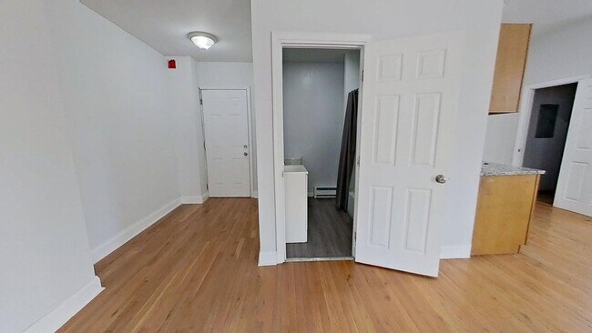 Foto del edificio - 1234-40 Rising Sun Ave