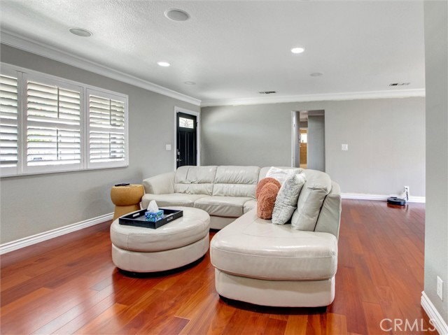 Building Photo - 6241 Mar Vista Dr