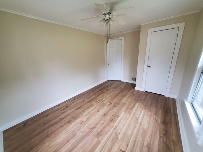 Building Photo - 3870 NY-414