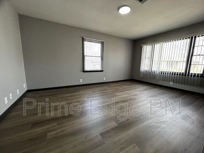 Foto del edificio - 4027 F St