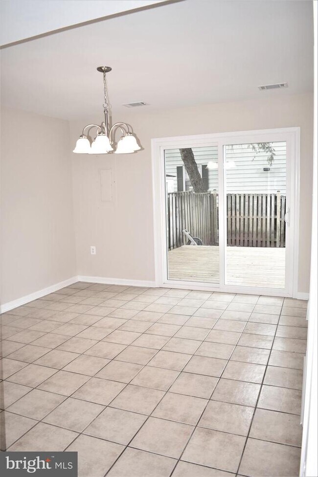 Building Photo - 9091 Wharton Ct