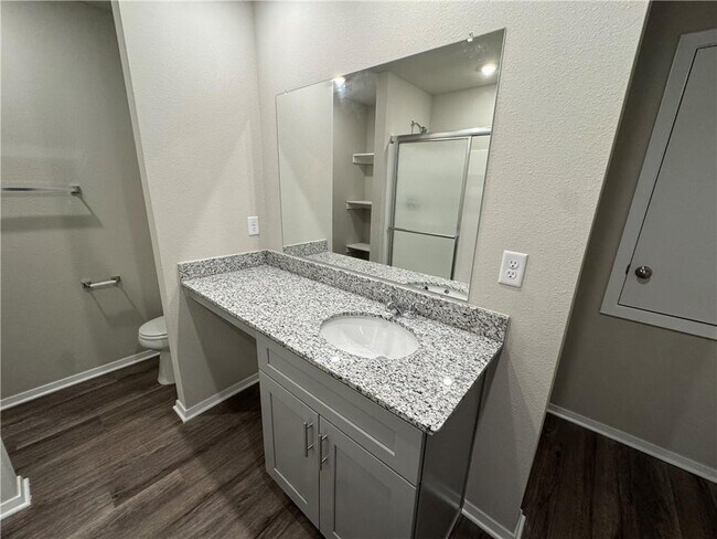 Foto del edificio - 6507 NW Vandergriff St