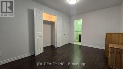 Building Photo - 68 Meadowview Ave