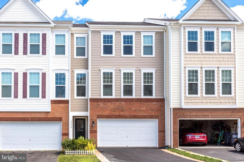 Primary Photo - 24690 Capecastle Terrace