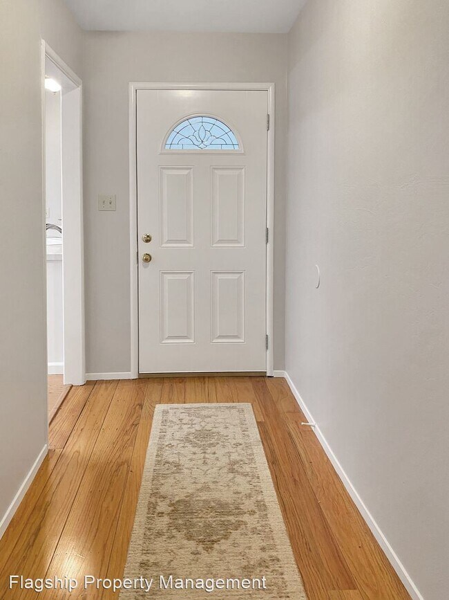 Building Photo - 4 br, 2 bath House - 285 Gil Blas Road