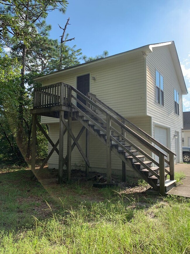 Building Photo - 408 Wallington Rd