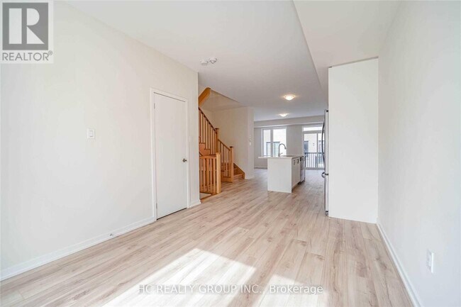 Building Photo - 132 Rattenbury Rd