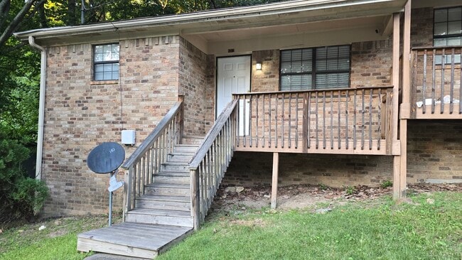 Building Photo - 8372 Warren Dr