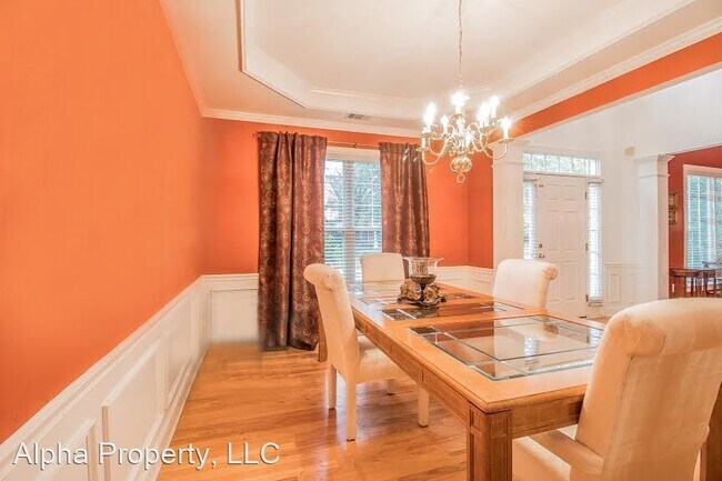 Building Photo - 4 br, 2.5 bath House - 10 Treyburn Ct