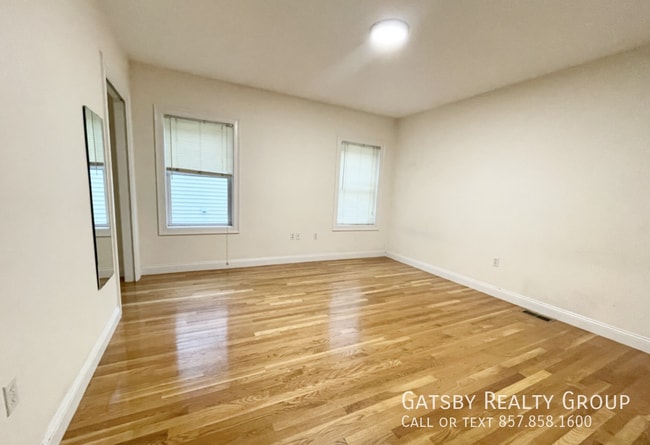 Photo - 128 Hillside St.-2R Apartment