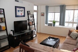 Building Photo - 350 G St SW