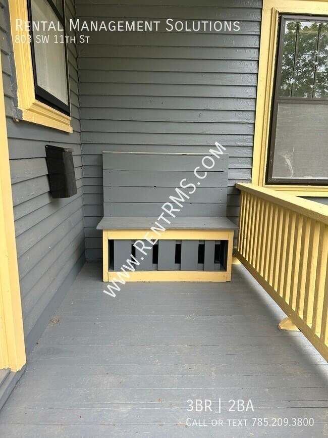 Foto del edificio - 803 SW 11th St