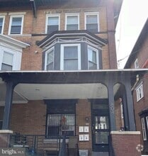 Building Photo - 808 S 49th St