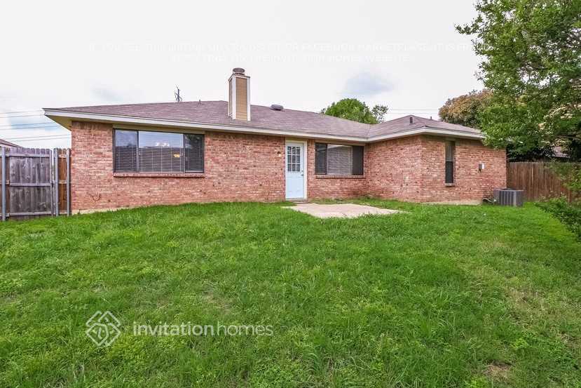 Foto del edificio - 4352 Bentley Dr