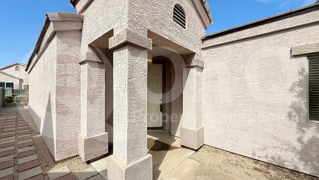 Foto del edificio - 3237 E Maldonado Dr